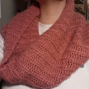 Knit infinity scarf